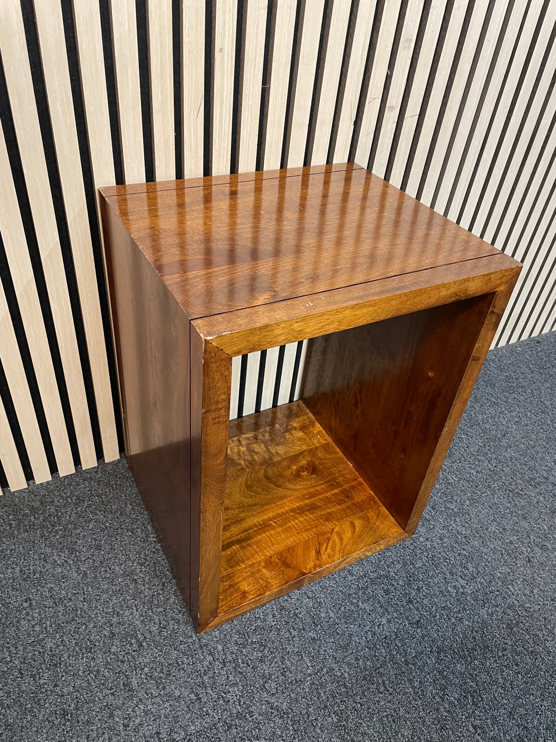 Teak box lamp table  (H 60 x W 60 x D 50 cm) 4225