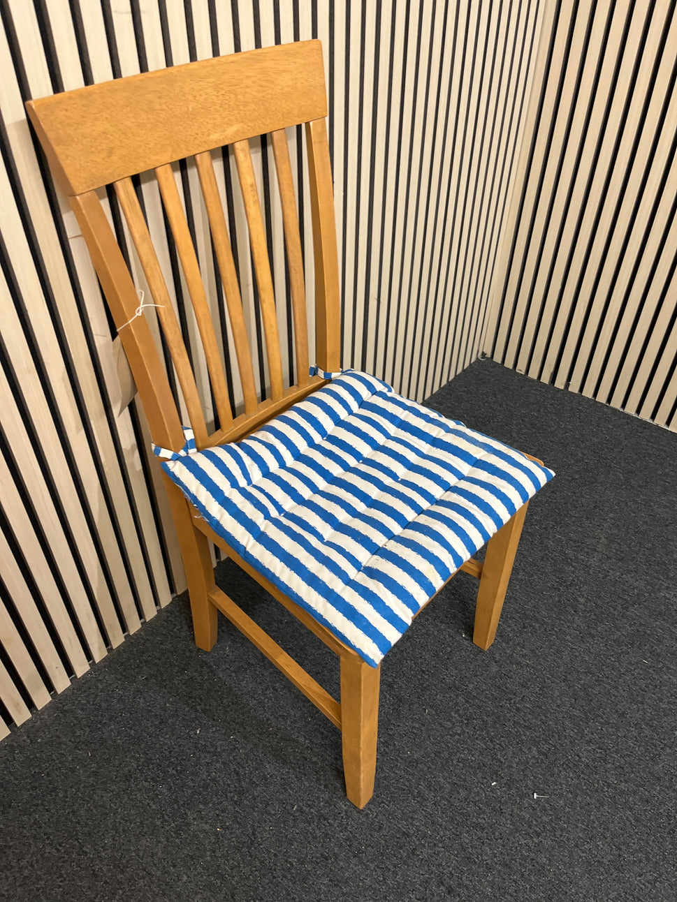 High slatted back kitchen chair 2425