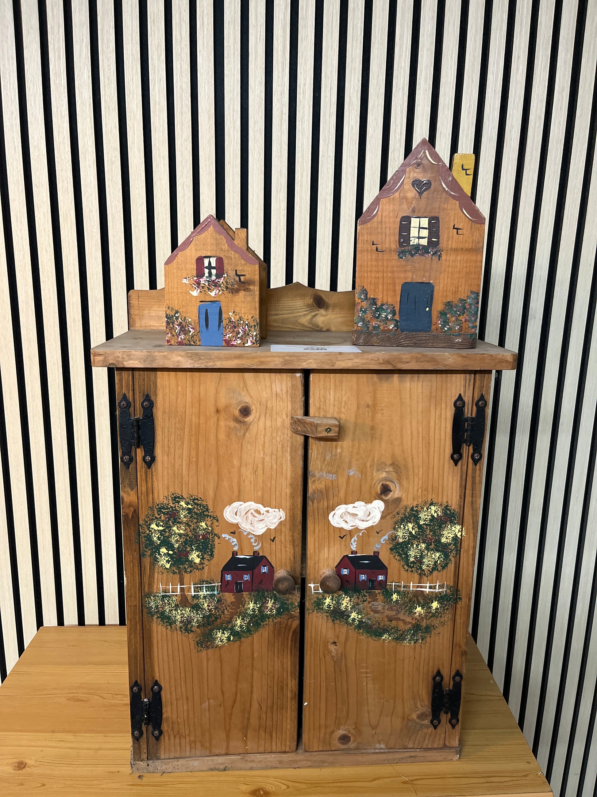 Solid mexican pine bathroom wall unit with matching toilet roll holder and shelf 1325