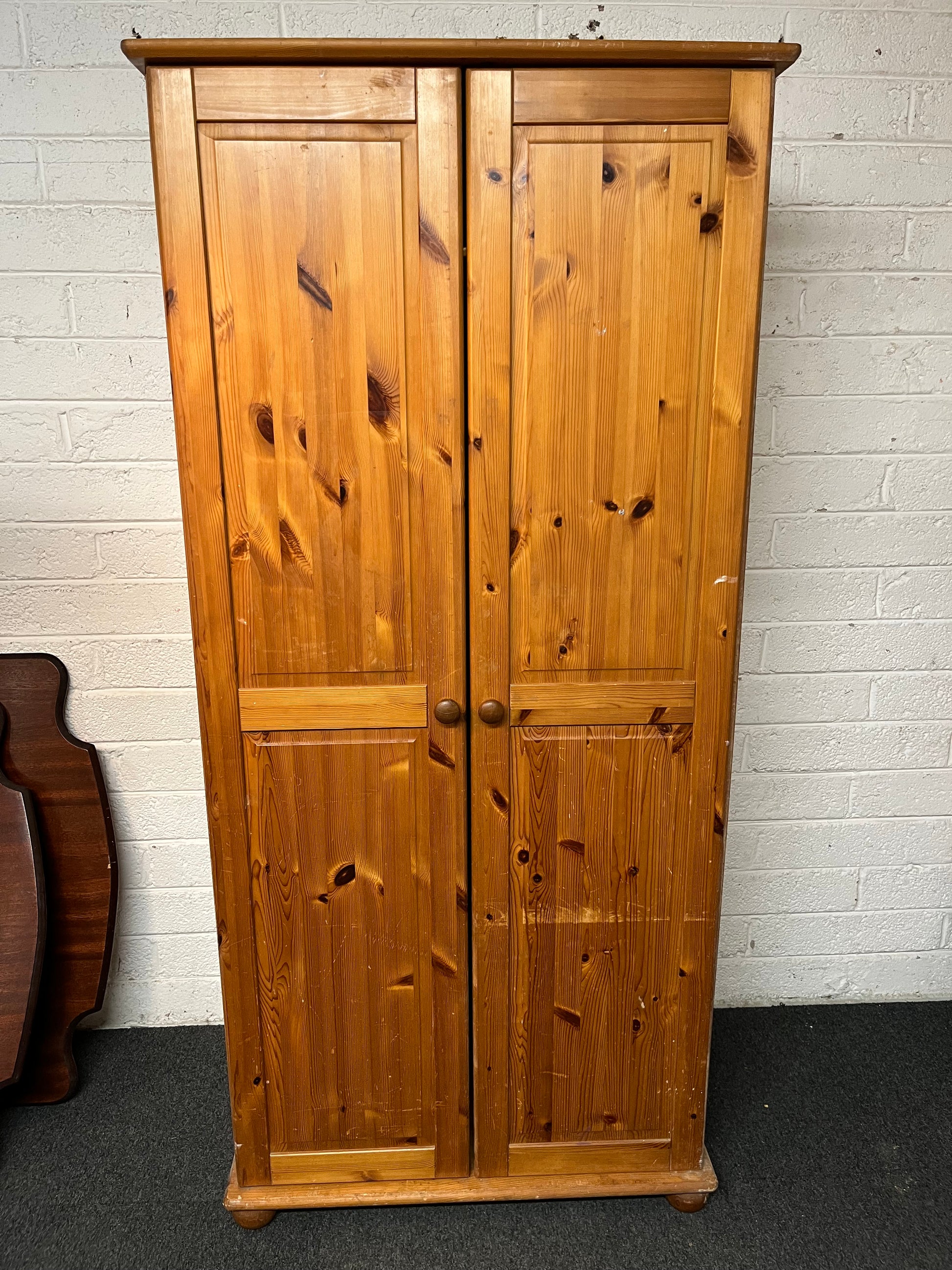 Natural pine tall 2 door wardrobe (H 185 x W 87 x D 57 cm) 1325