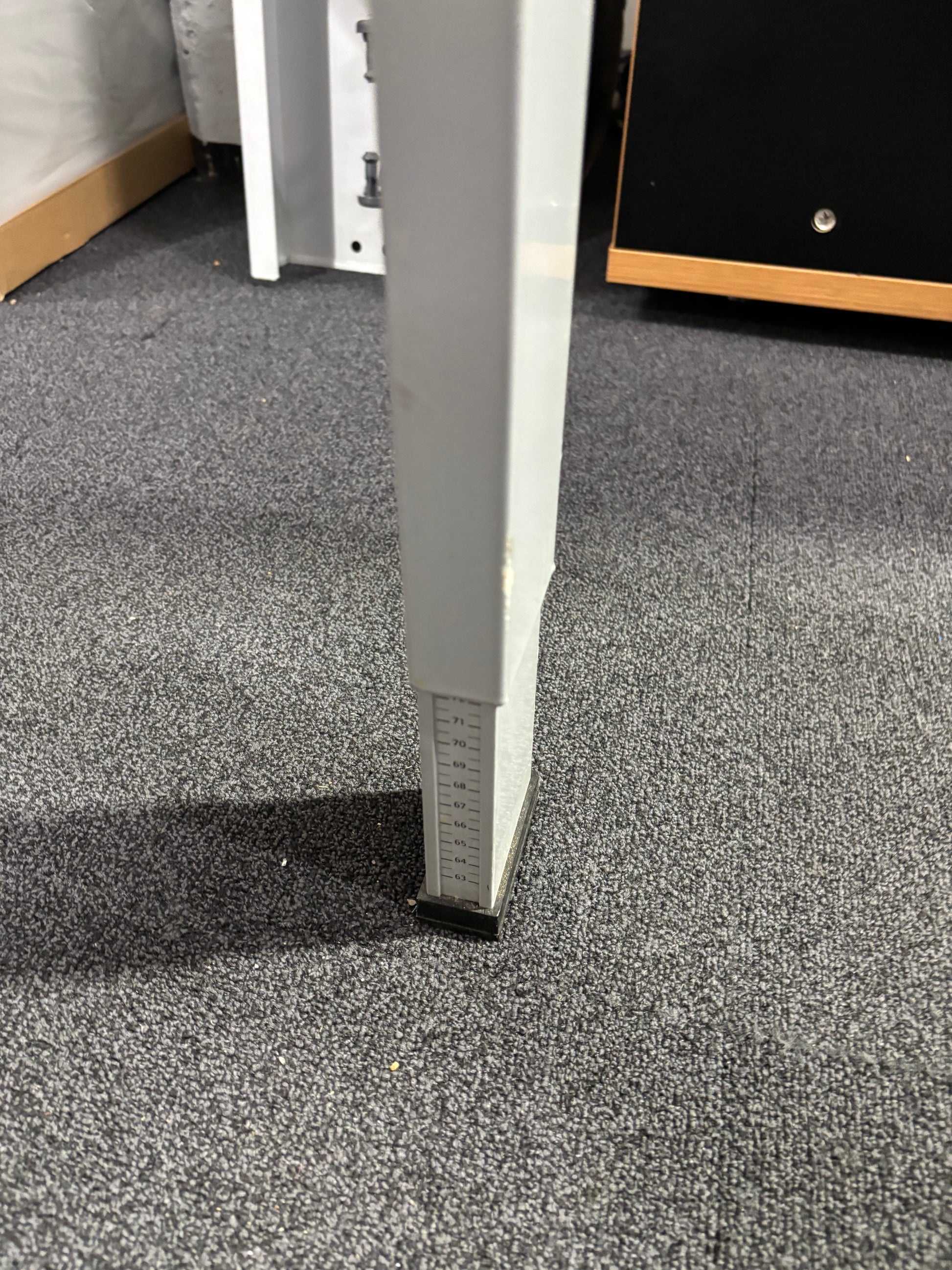 1600x800 white laminate scallop top straight desk with metal manual height adjustable frame