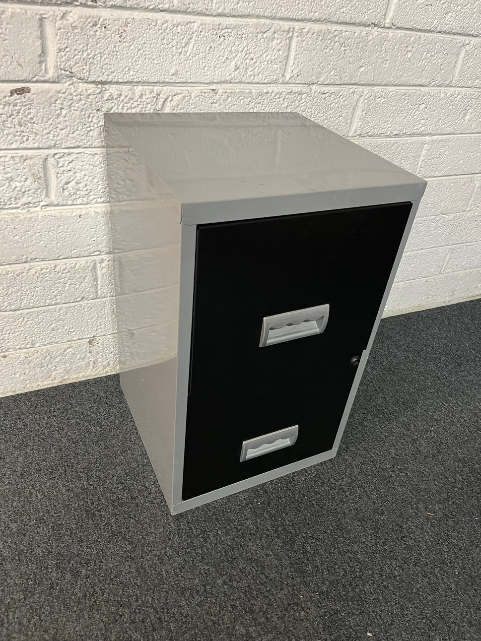 SECONDHAND Small black and grey metal A4 filing cabinet (no lock)