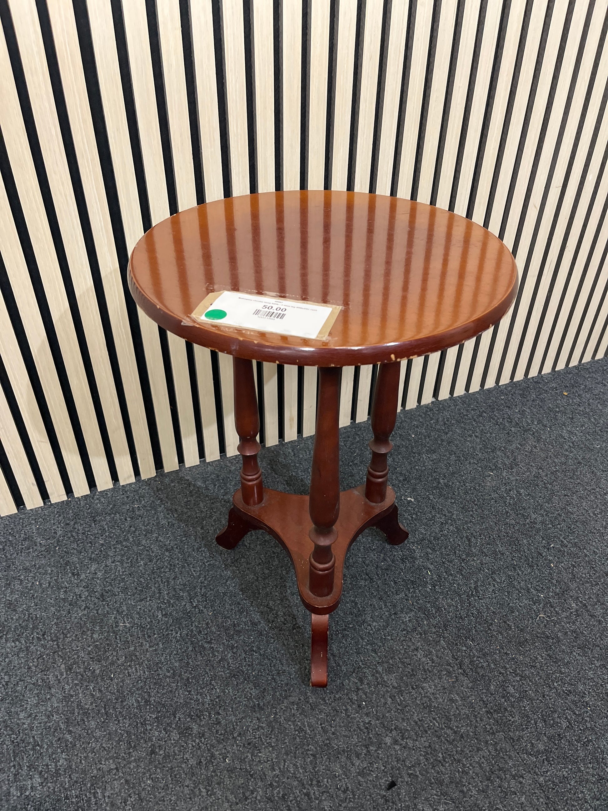 Mahogany circular lamp table - 3 stem leg 40Wx55H 1425
