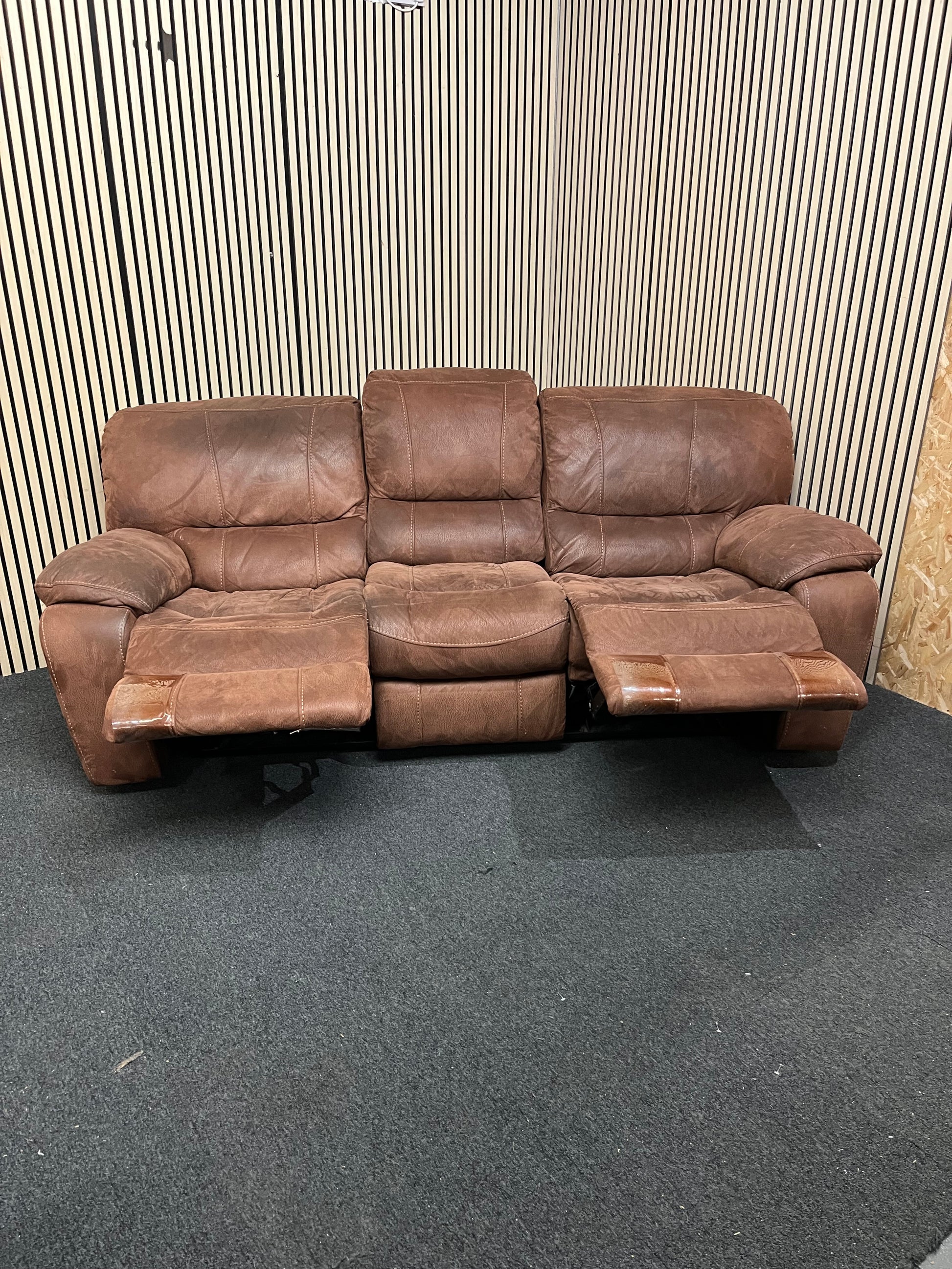 3 seater brown suede fabric recliner armchair 1226