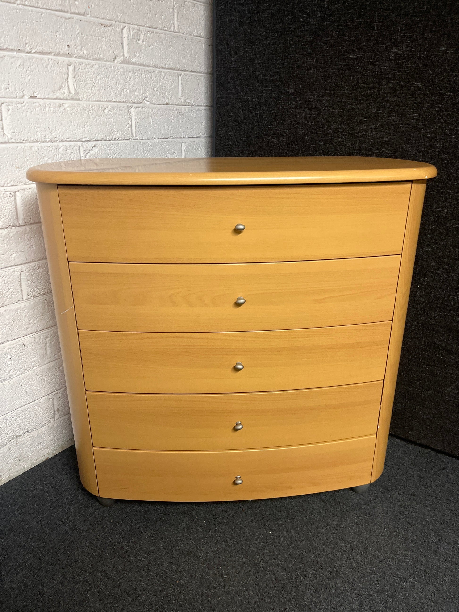 5 drawer bow fronted tall chest of drawers in beech (H 100 x W 103 x D 47 cm) 3225