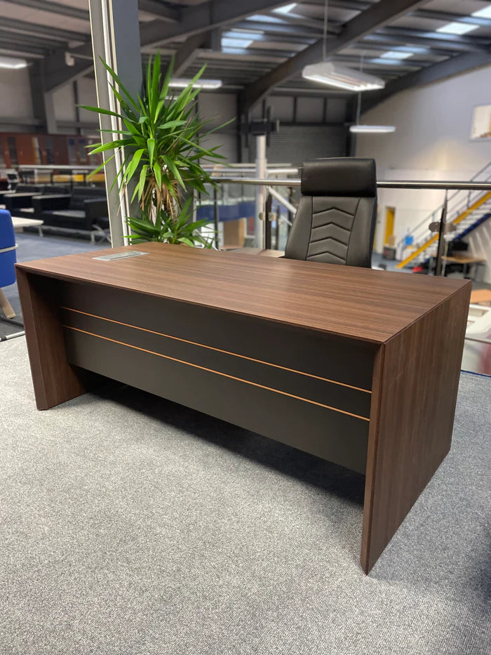 1.8m Executive Parnell Desk With Matching Credenza