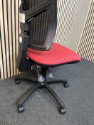 Switch Senza 3 lever swivel chair with HA-MESH Back - PASTEL RED 3 image