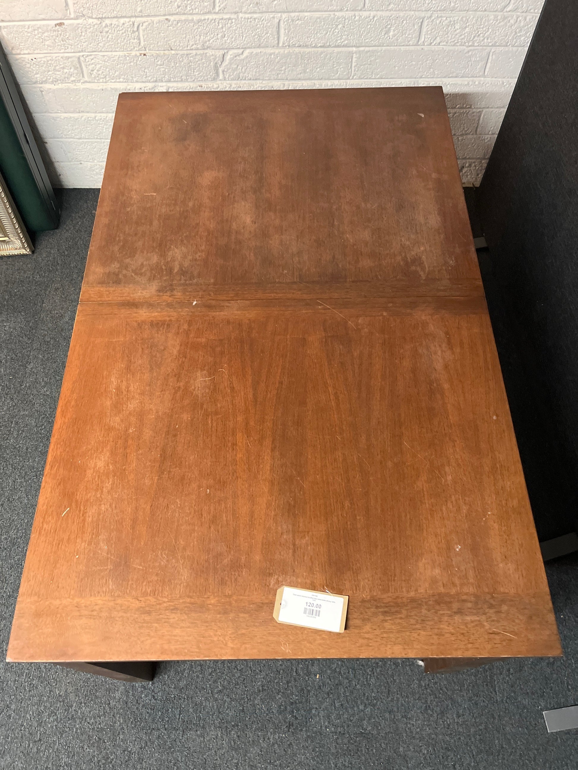 Dark wood stained (scuffed top) extendable dining table 1225