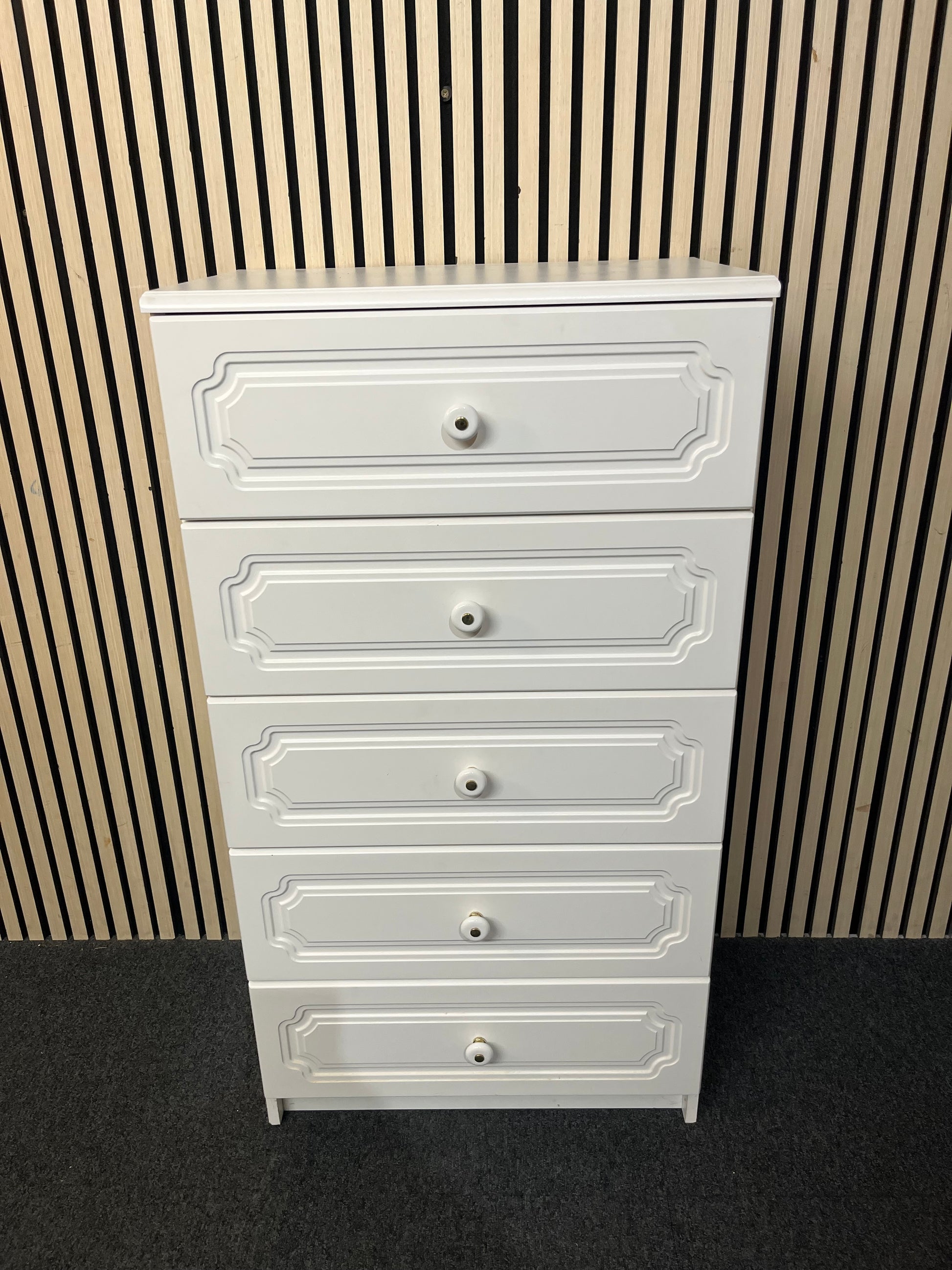 White laminate tall 5 drawer slim tall boy (H 114 x W 61 x D 40 cm) 43447