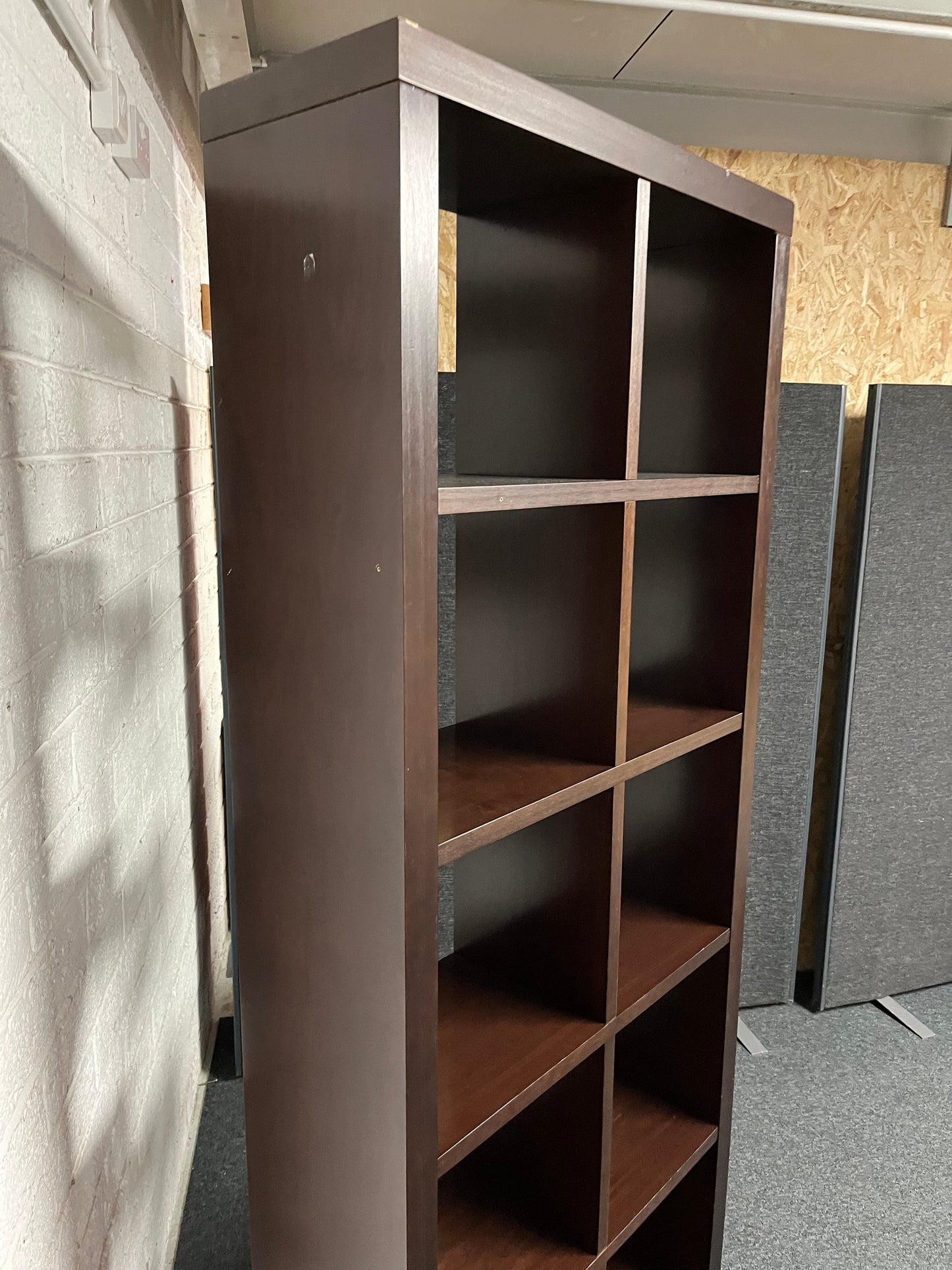 Tall dark wood stained 10 section bookcase  (H 202 x W 82 x D 30 cm) 2225