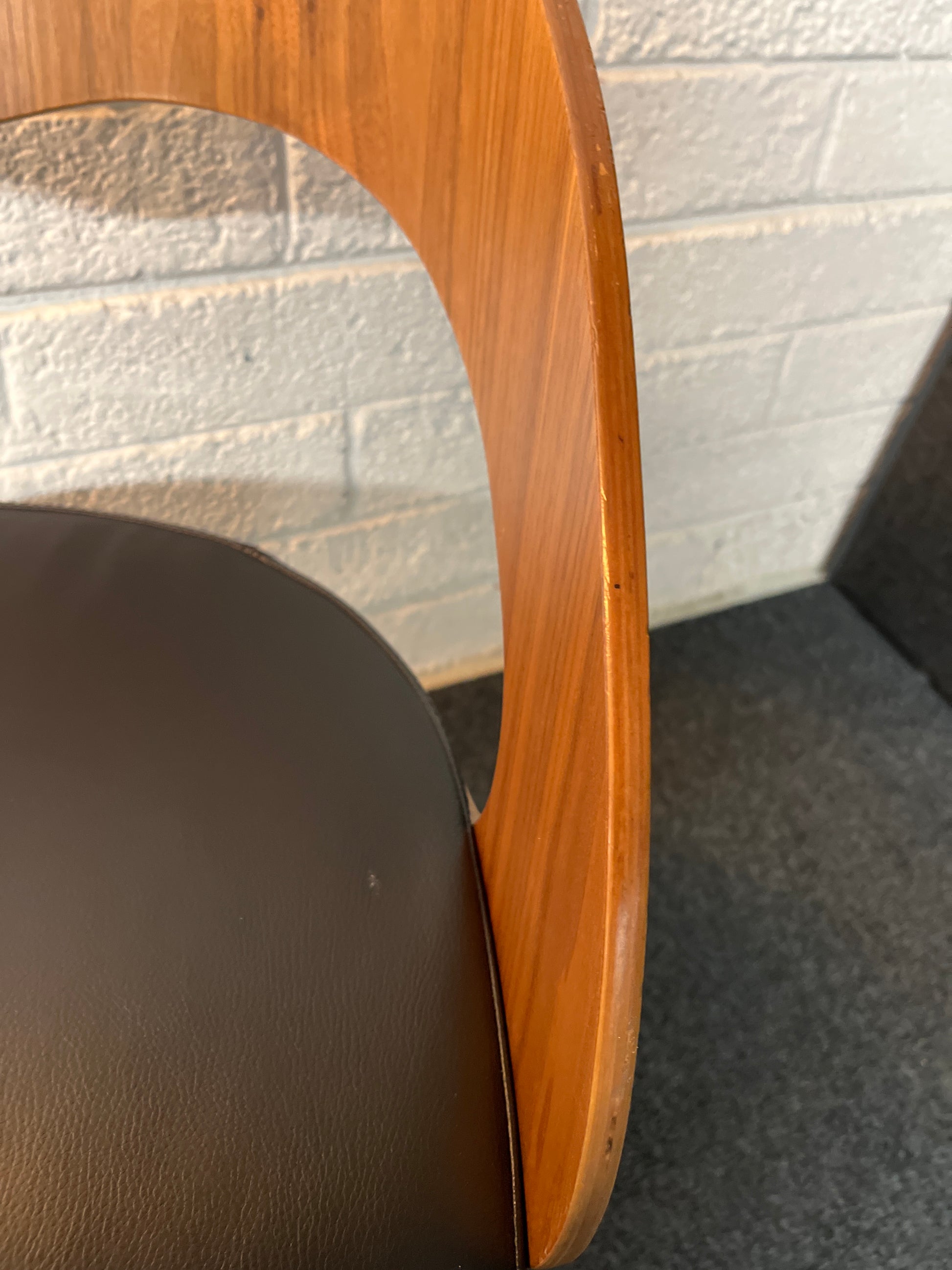 SECONDHAND  Maple and black leatherette meeting chair