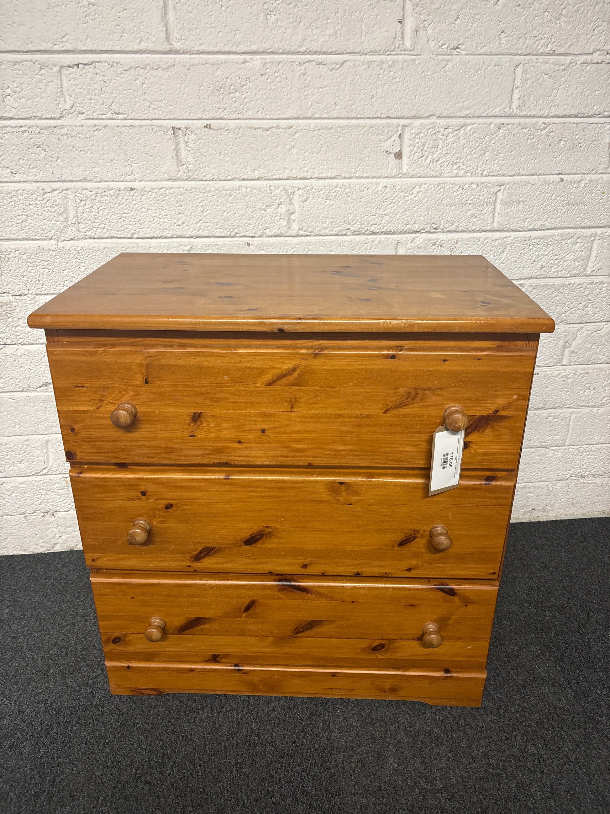 Solid Pine chest of drawers (H 810 x W 760 x D 480 mm) 1225