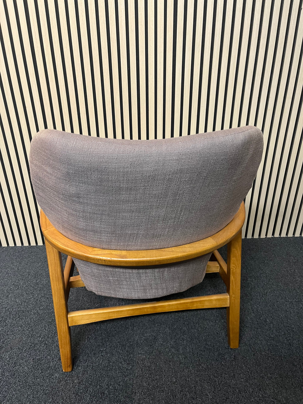 Retro armchairs, solid wood, light brown fabric 2325