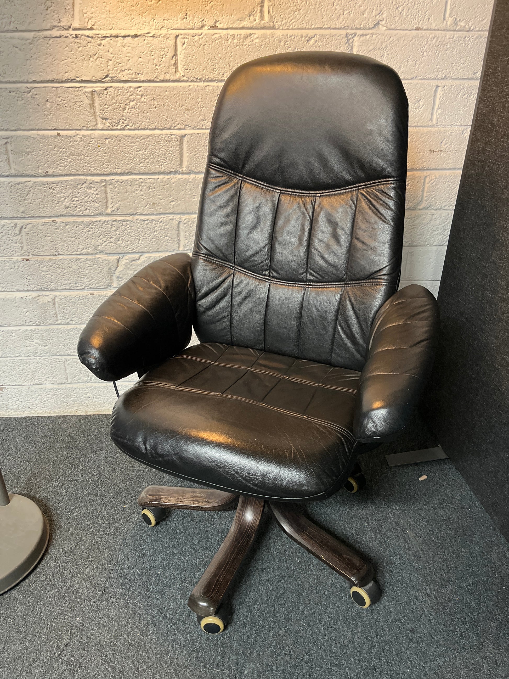 High back black leather recliner swivel office chair with arms and wooden frame  2225