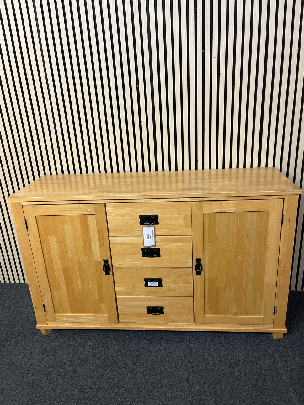 Light stain solid wood 2 door 4 drawer sideboard 140Wx85Hx45D 3126