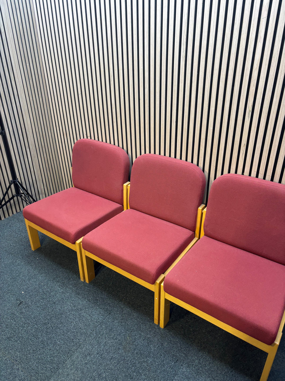 Red fabric, beech framed reception chair  J3949
