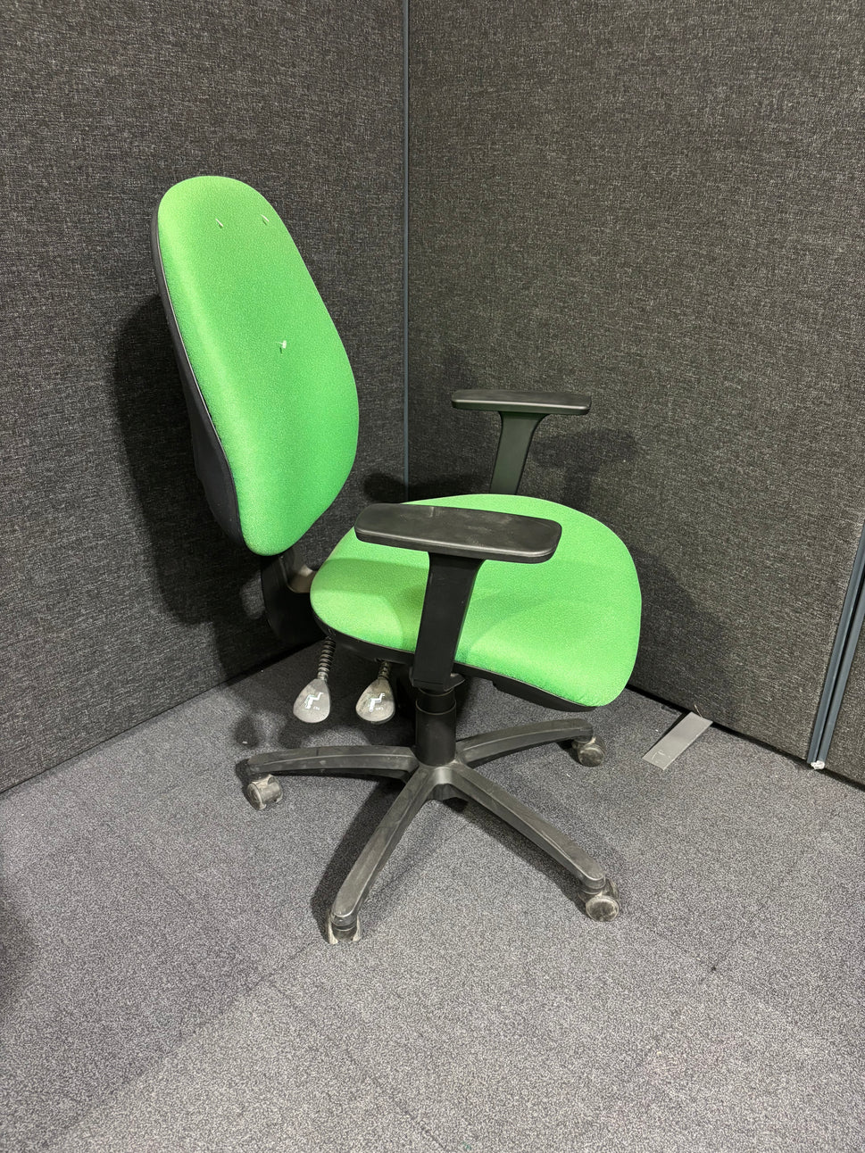Jota 3 lever swivel chair with HA Back and arms and pump up lumbar support