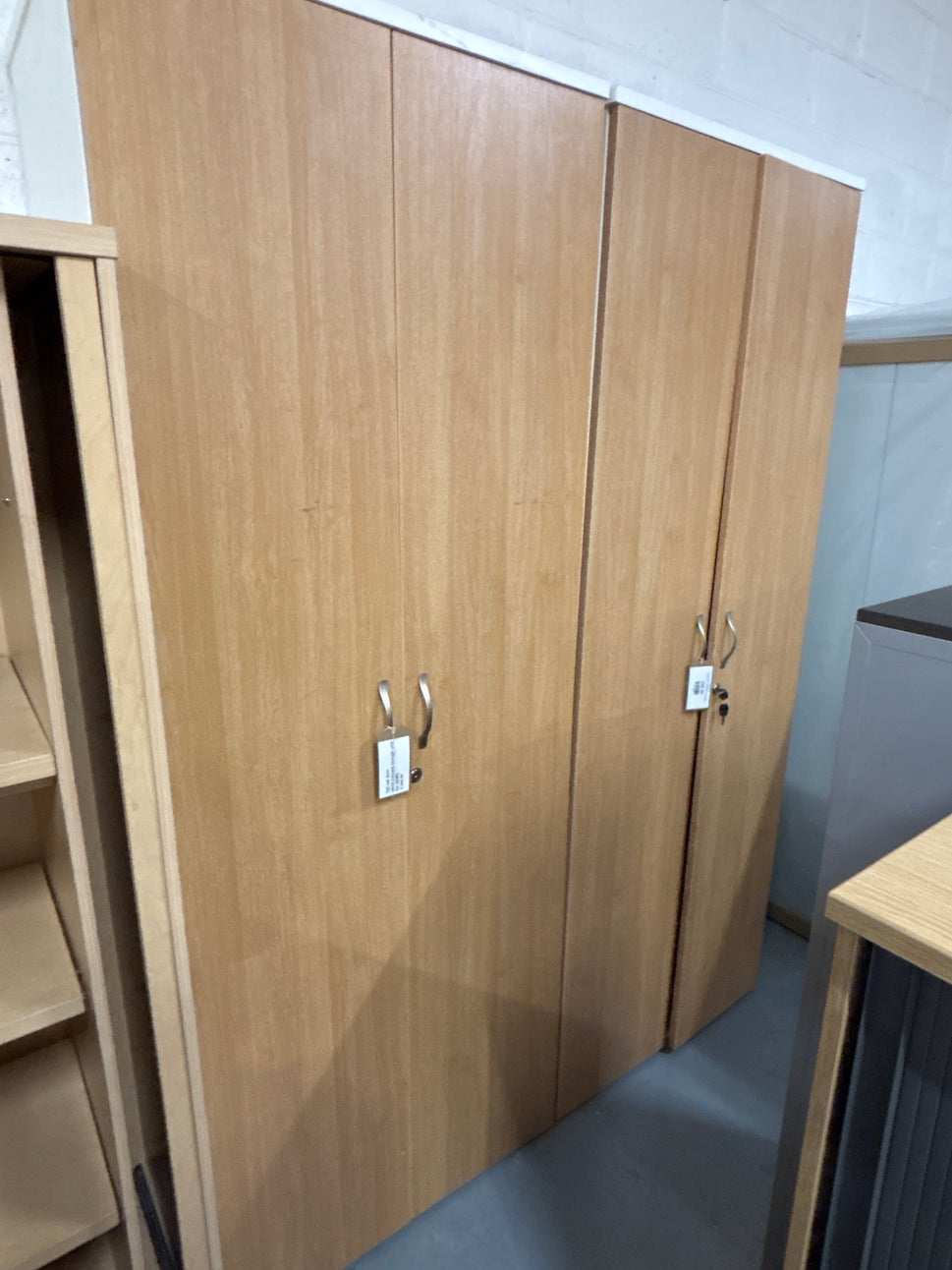 Universal bookcase 2040mm high with 4 shelves, (2040mm High x 800mm Wide x 470mm Deep)