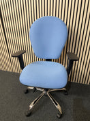 Switch Lyreco - 3 level swivel chair with height adjustable back, height adjustable arms and ergonomic back pump - POWDER BLUE 2 image