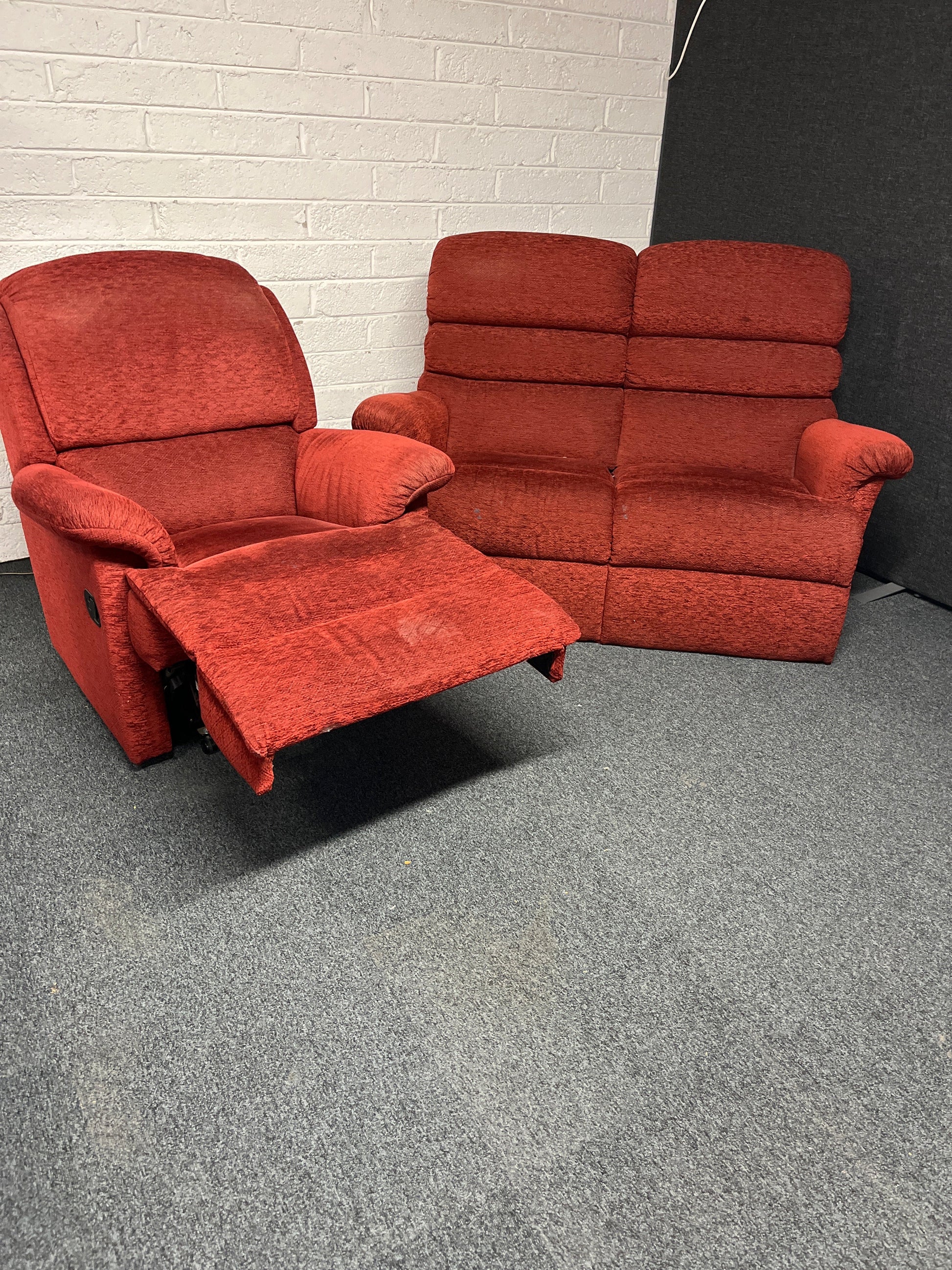 2+1+1 Wine fabric recliner set%A0 1225