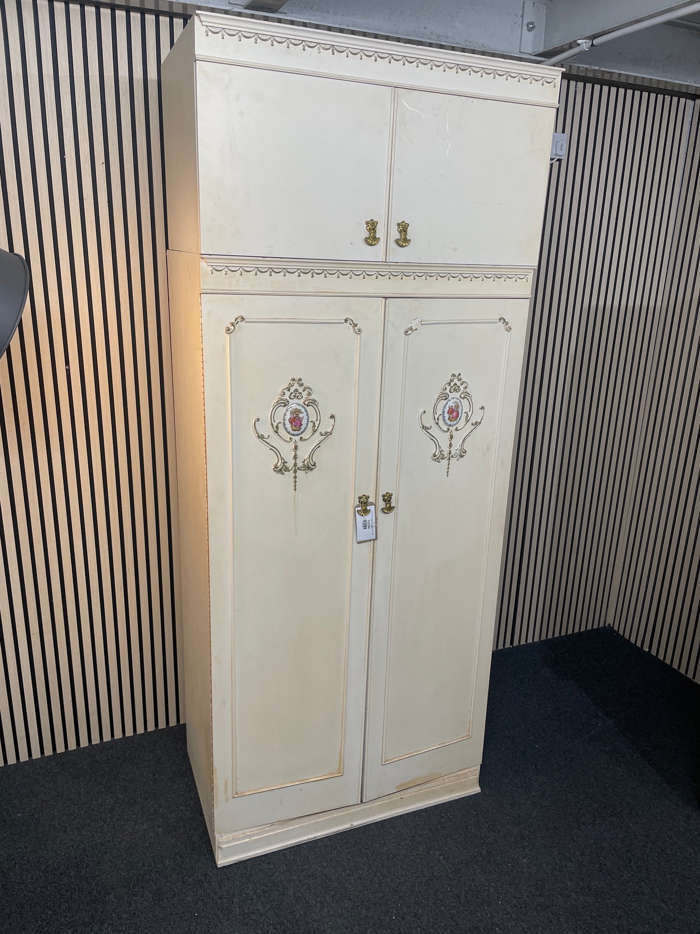 Tall ornate french style 2 door 2 top door wardrobe (H 225 x W 92 x D 54 cm) 2425