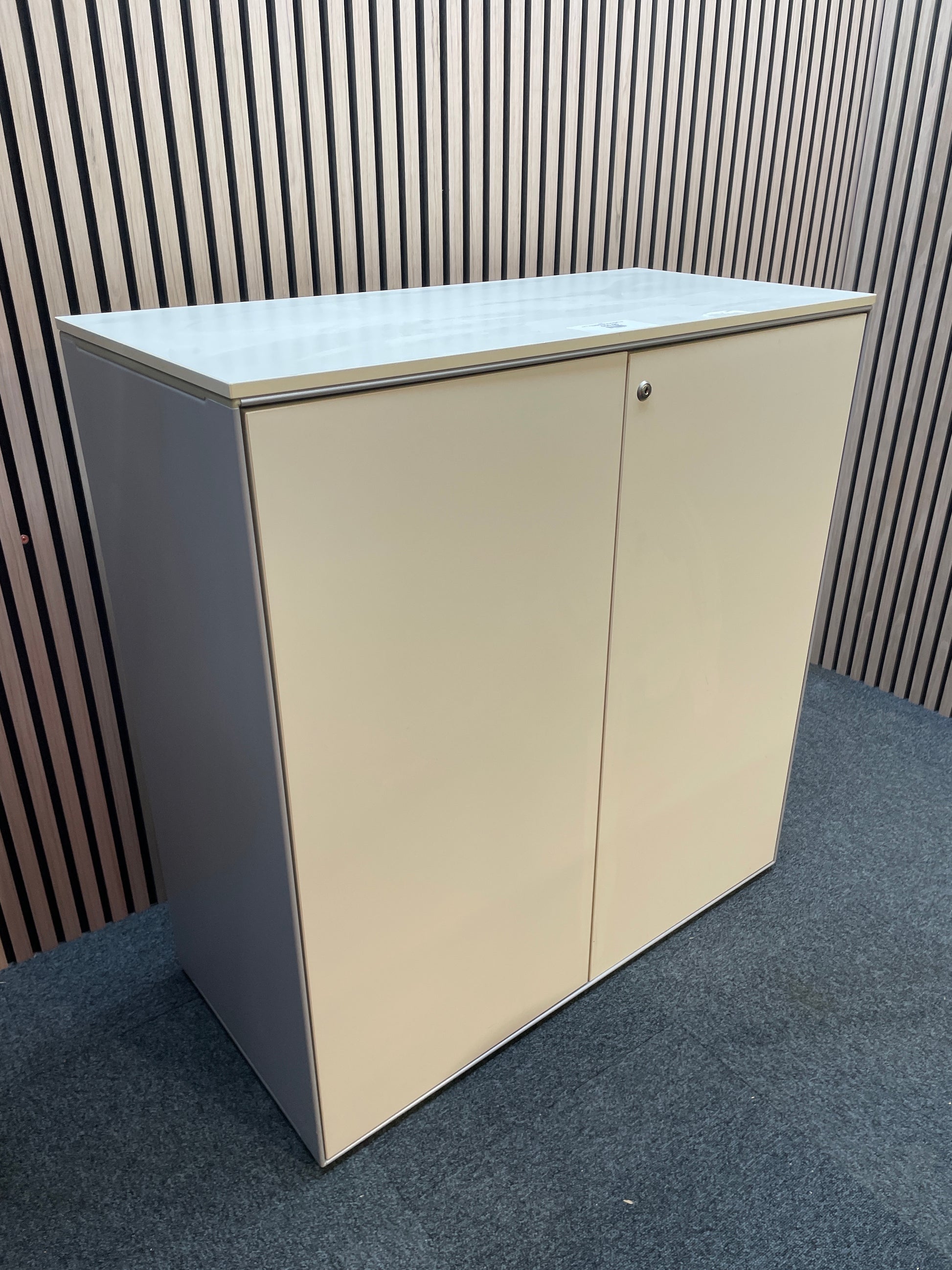 Medium white laminate 2 door storage unit with metal frame (H 105 x W 100 x D 47 cm)