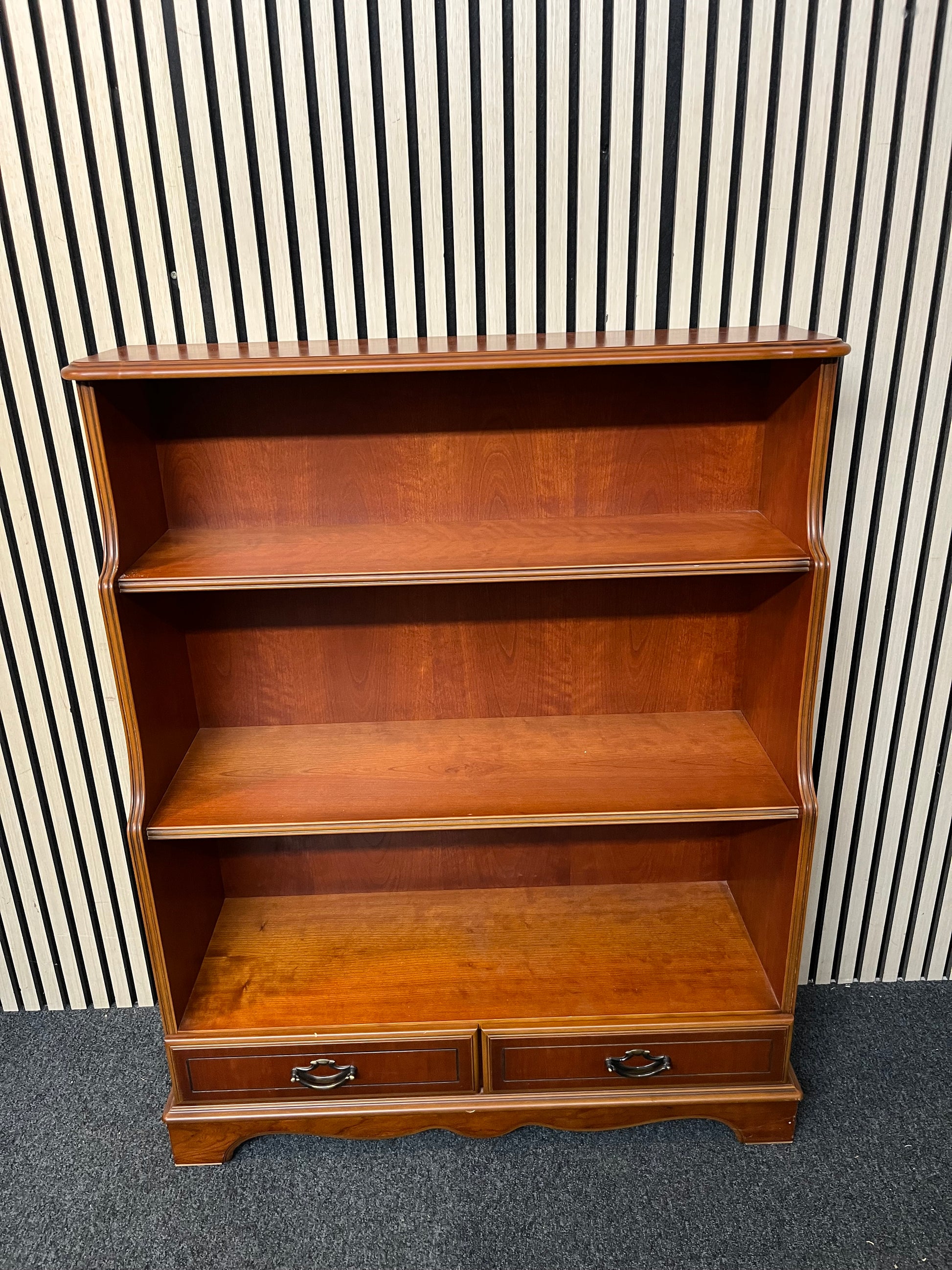 Low mahogany bookcase with 2 base drawers (H 113 x W 90 x D 22 cm) 1126