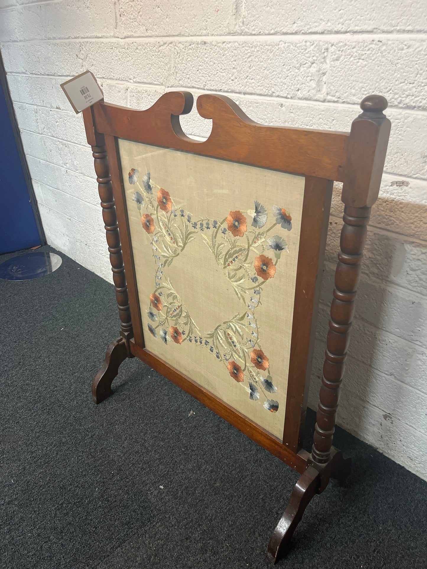 Ornate fireguard  1325