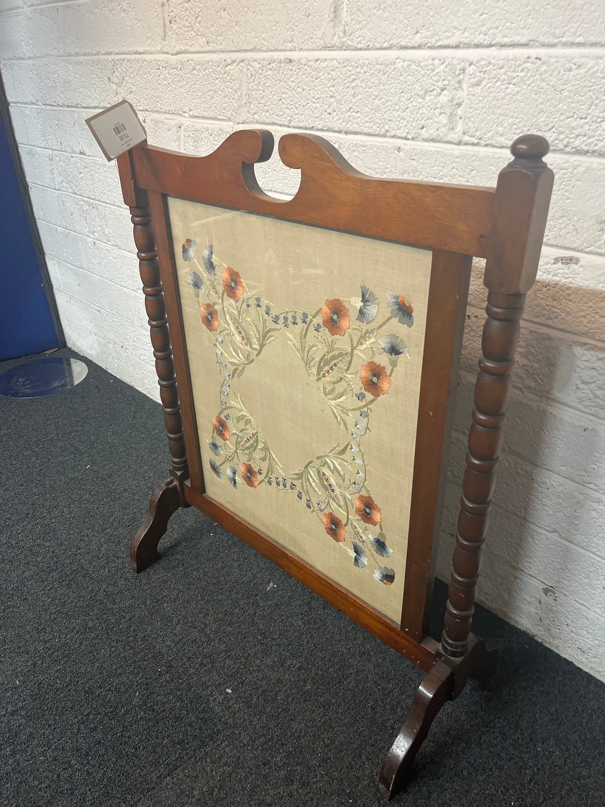 Ornate fireguard  1325
