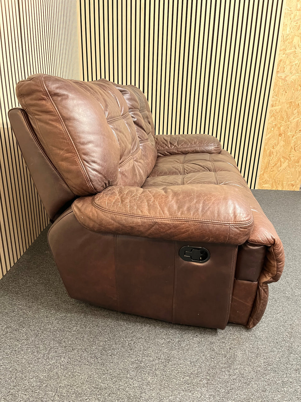 Real brown leather 2 seater recliner sofa 3325