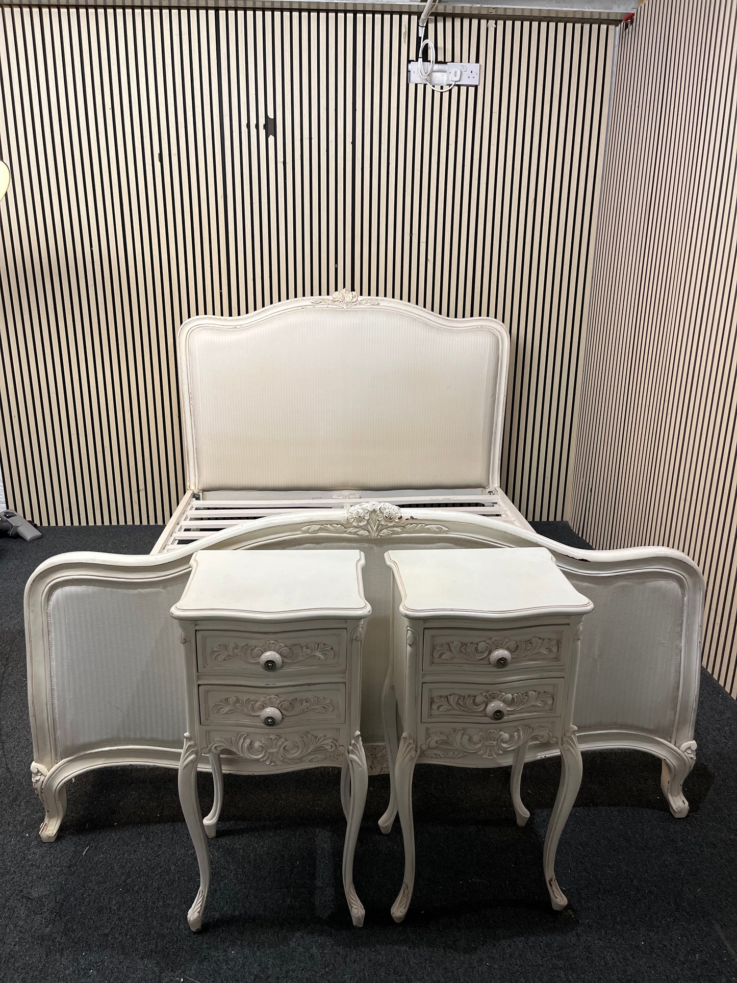 Louis XVI solid wood frame upholstered white fabric bedframe with set of 2 matching ornate white 2 drawer solid wood lockers  43522
