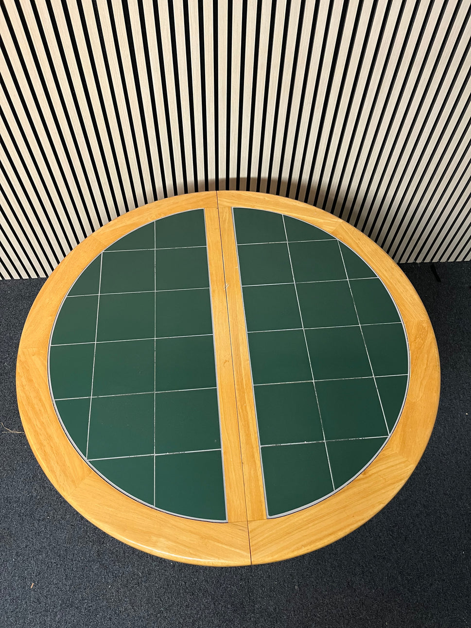 Circular solid pine extendable dining table (Diameter 106 + 38 cm extension ) with green frame and tiled top  1325