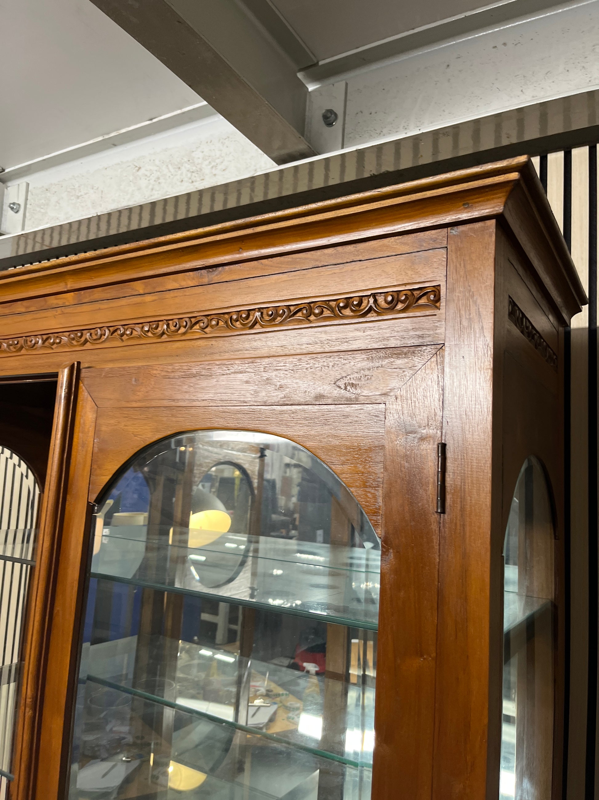 Solid dark wood carved details large 2 glass door 2 drawer display unit (H 200 x W 122 x D 45 cm) 1325