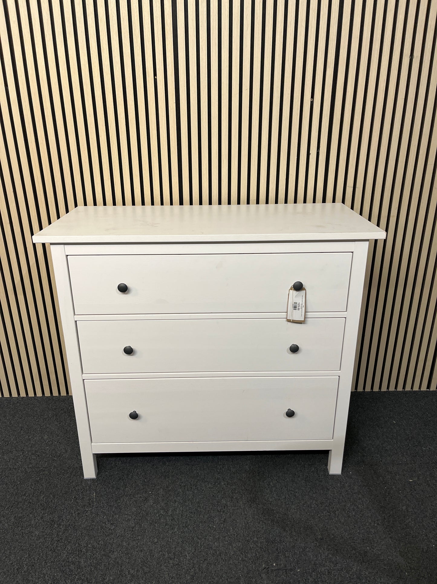 Solid wood white painted 3 drawer chest (H 97 x W 107 x D 50 cm) 3325