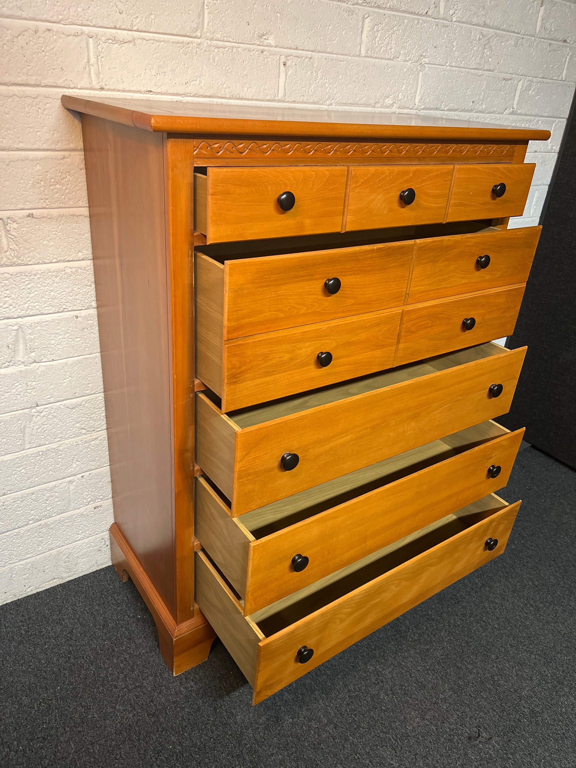 Tall 5 drawer American cherry chest of drawers (H 128 x W 100 x D 45 cm) 2225