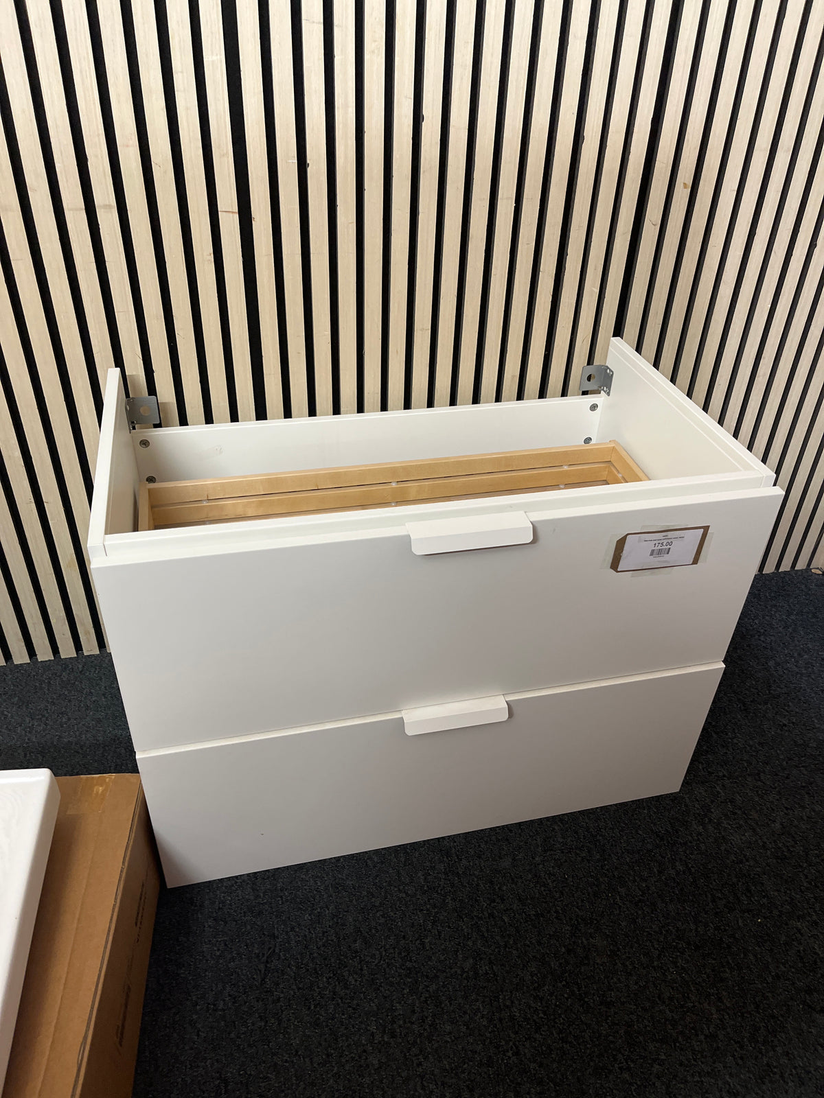 Ikea sink and vaniy unit (never used)  44252
