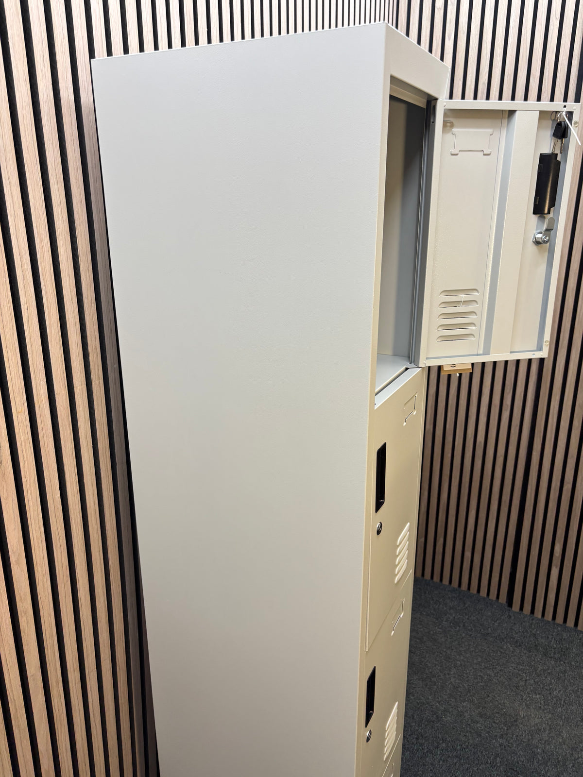 NEW 4 door personal locker, grey metal with keys 180Hx305Wx450D. PRICE INC VAT