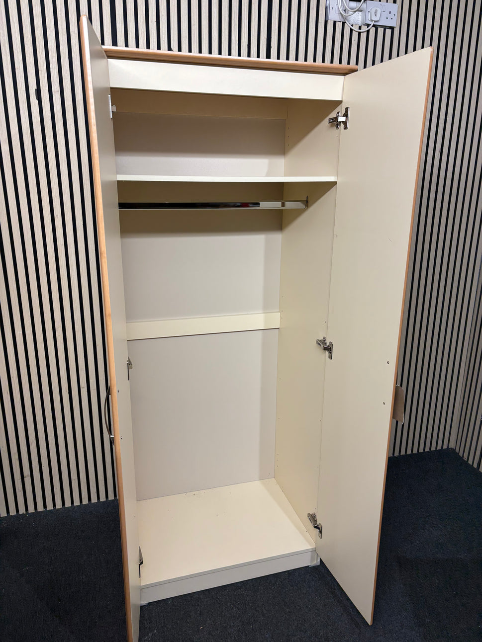 Oak laminate 2 door wardrobe (H 183 x W 74 x D 54 cm) 43699