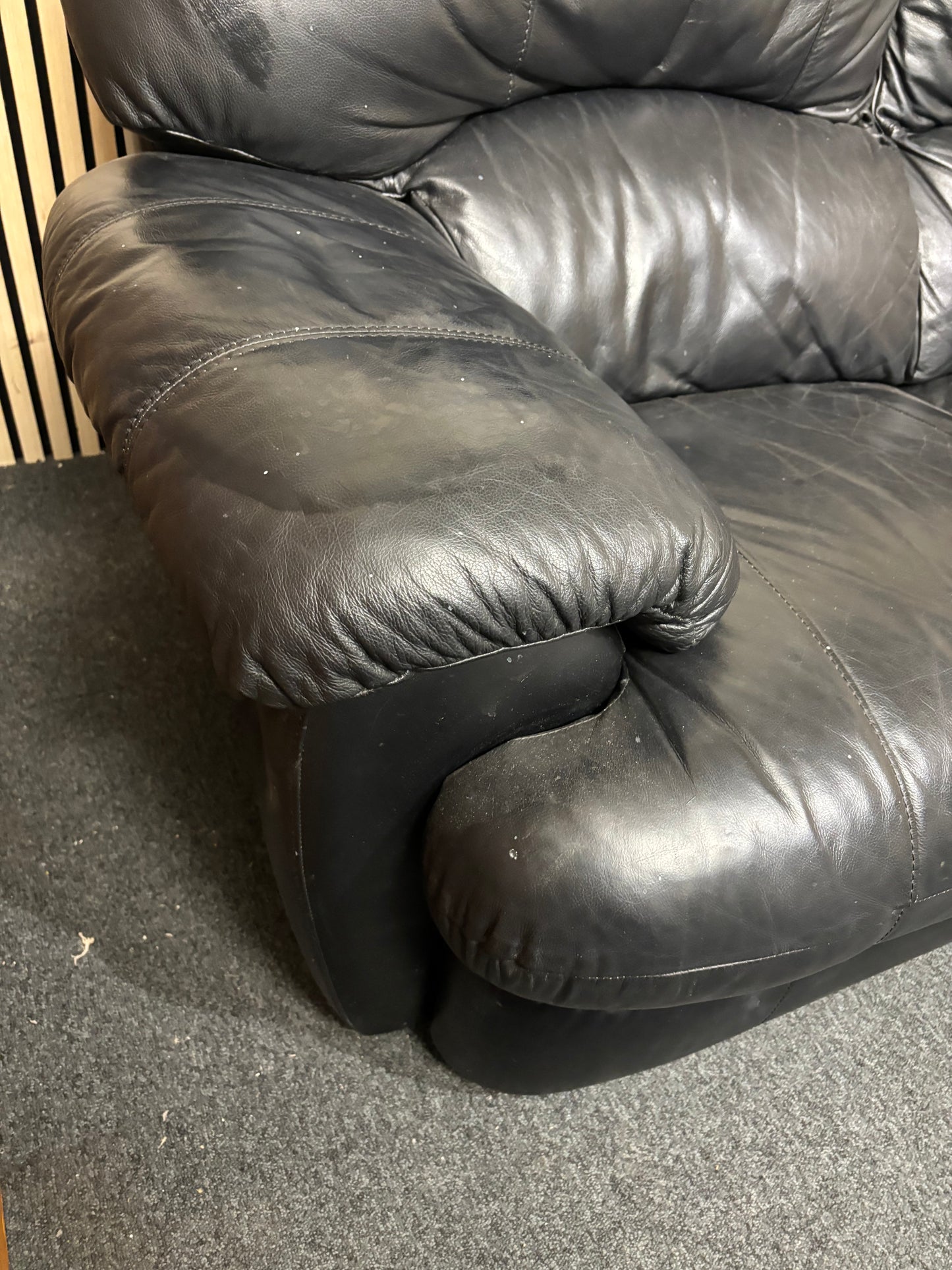 3 seater high back black leatherette recliner sofa  43454