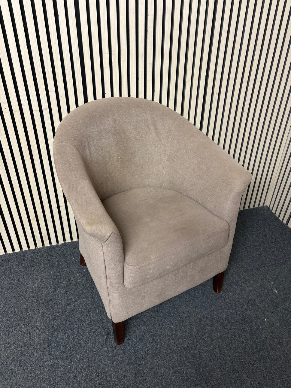 Oatmeal fabric tub chair 43906