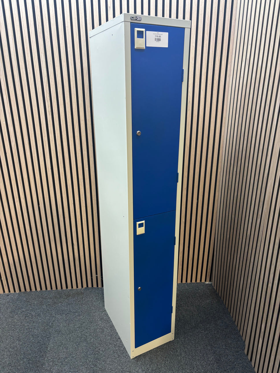 2 door blue and grey locker 12x18