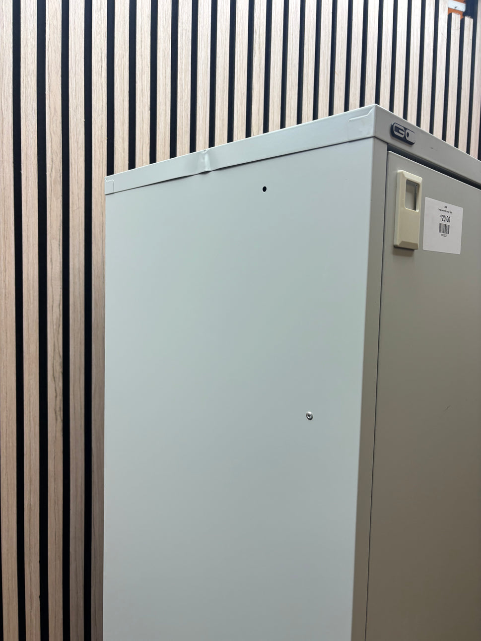 Large personal Locker 18x18