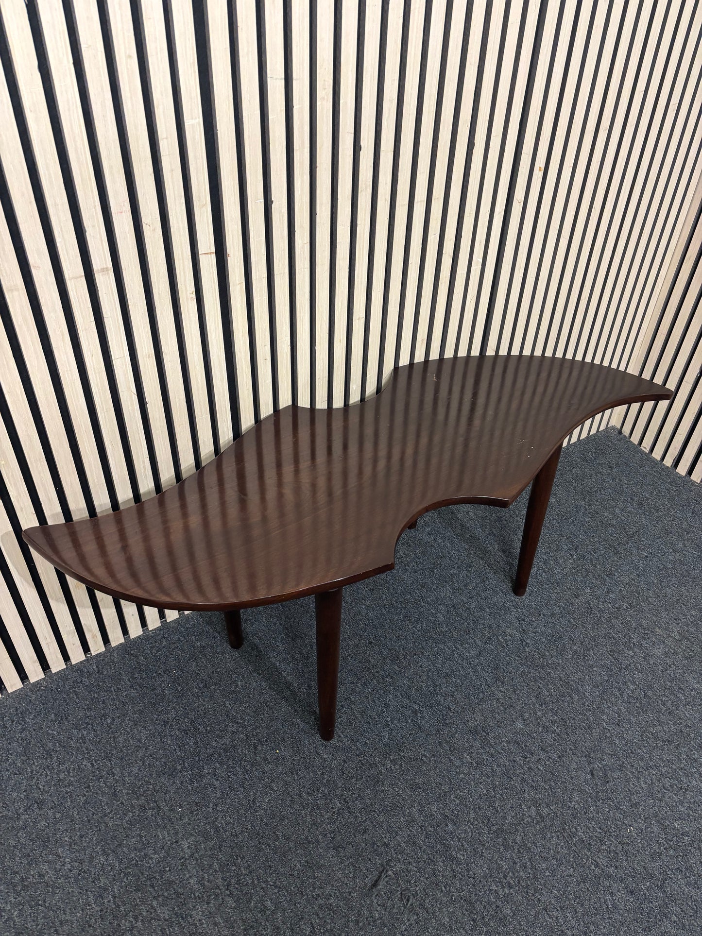 Mahogany ornate shaped top coffee table 44024