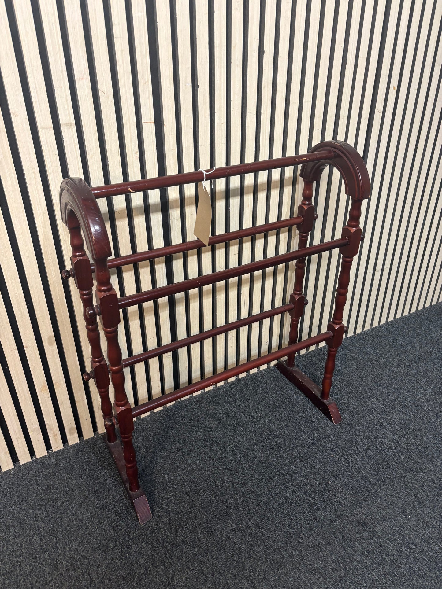 Mahogany framed towel rail  44040