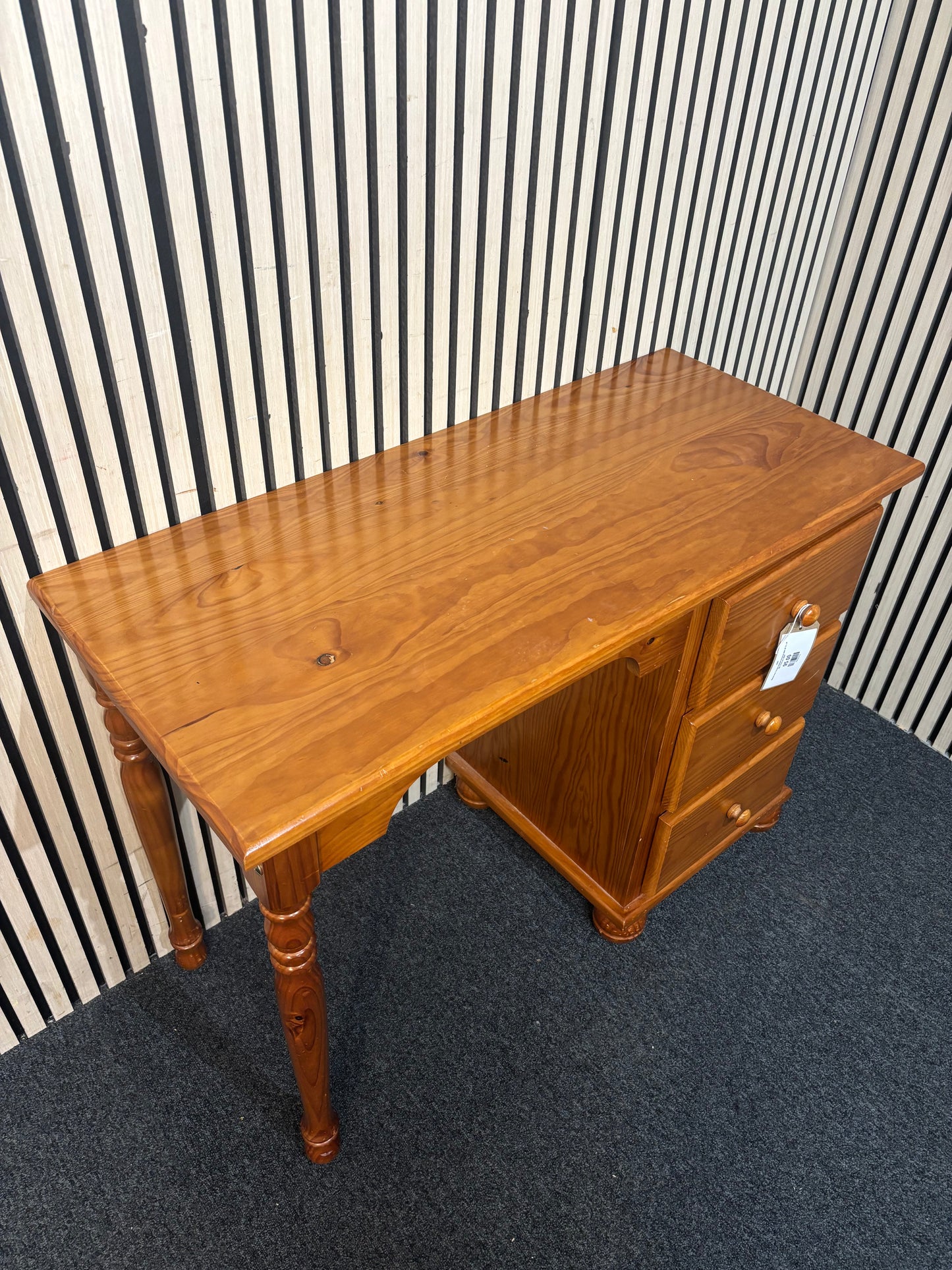 Natural pine 3 drawer bedroom dressing table (H 75 x W 104 x D 45 cm)  44041