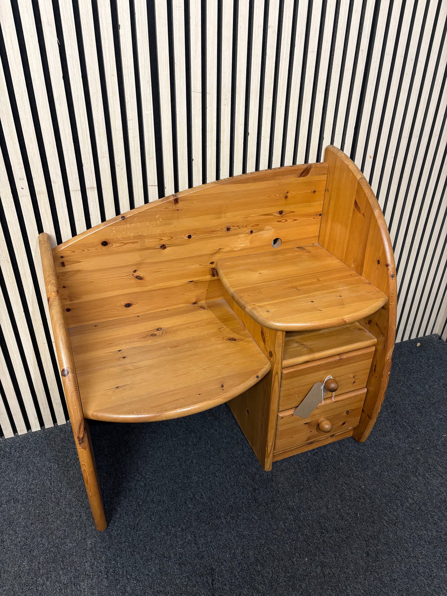 Traditional solid pine telephone bench with integrated seat and drawer. (H 87 x W 85 x 43 cm)  44127