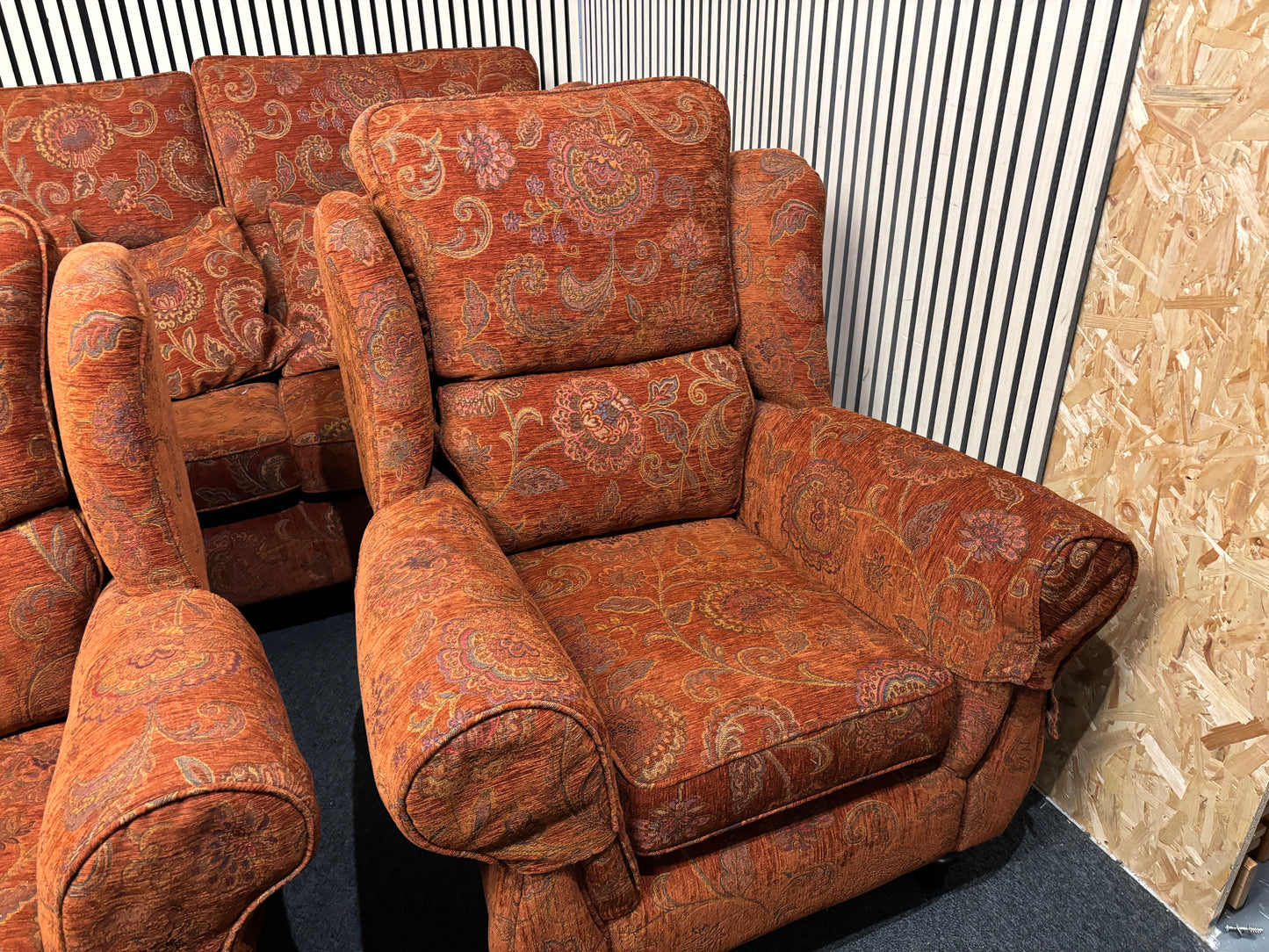 3+1+1 Male and female wine mix fabric high back sofa suite  44229