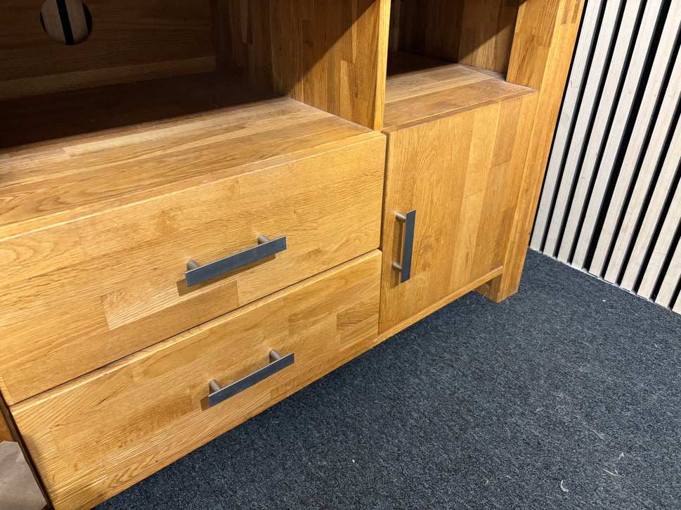 Light oak sideboard with two drawers and two cupboards (H 70 x W 145 x D 51 cm)  44195
