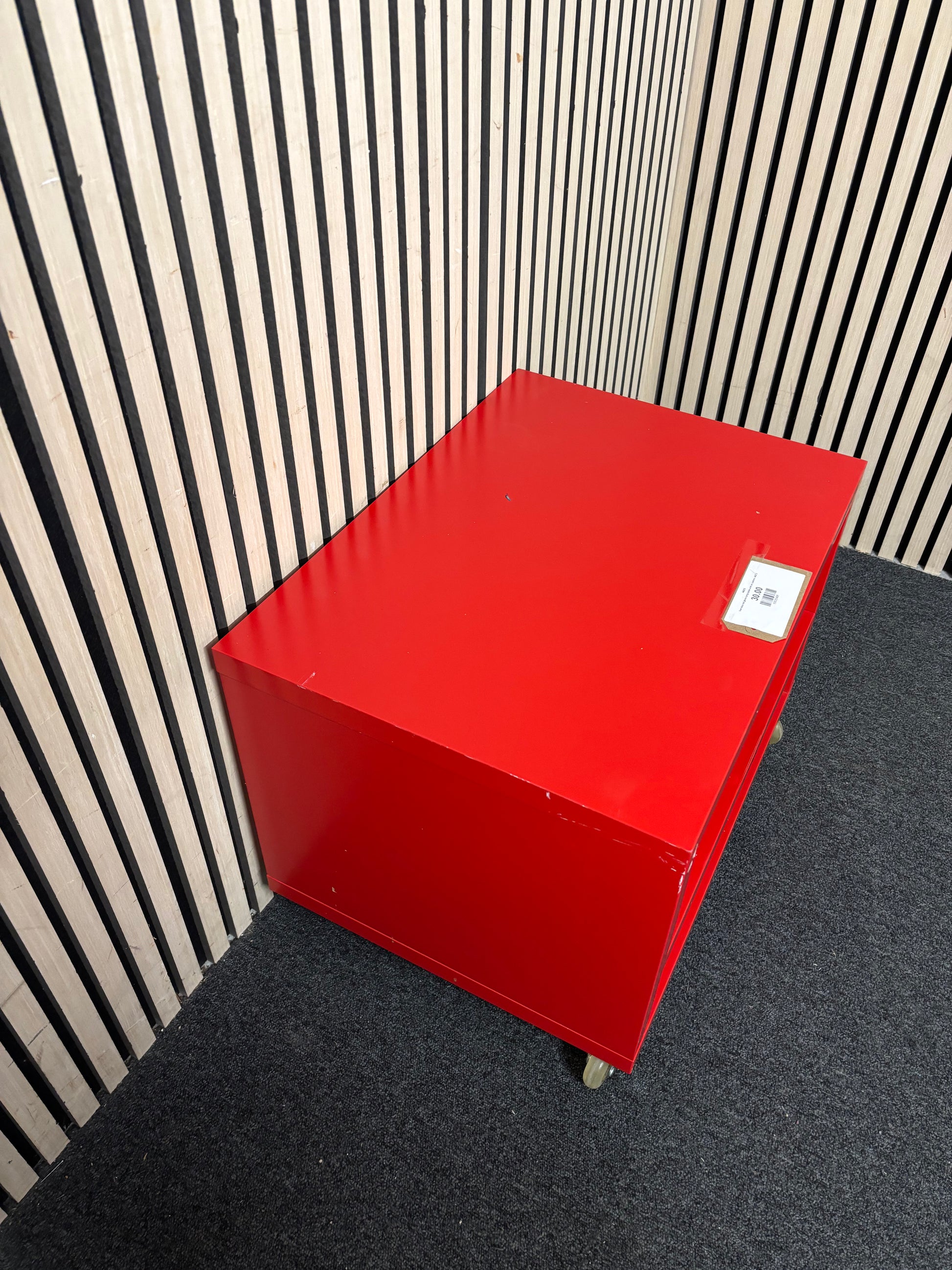 low ikea red gloss lamp table unit on castors  44215
