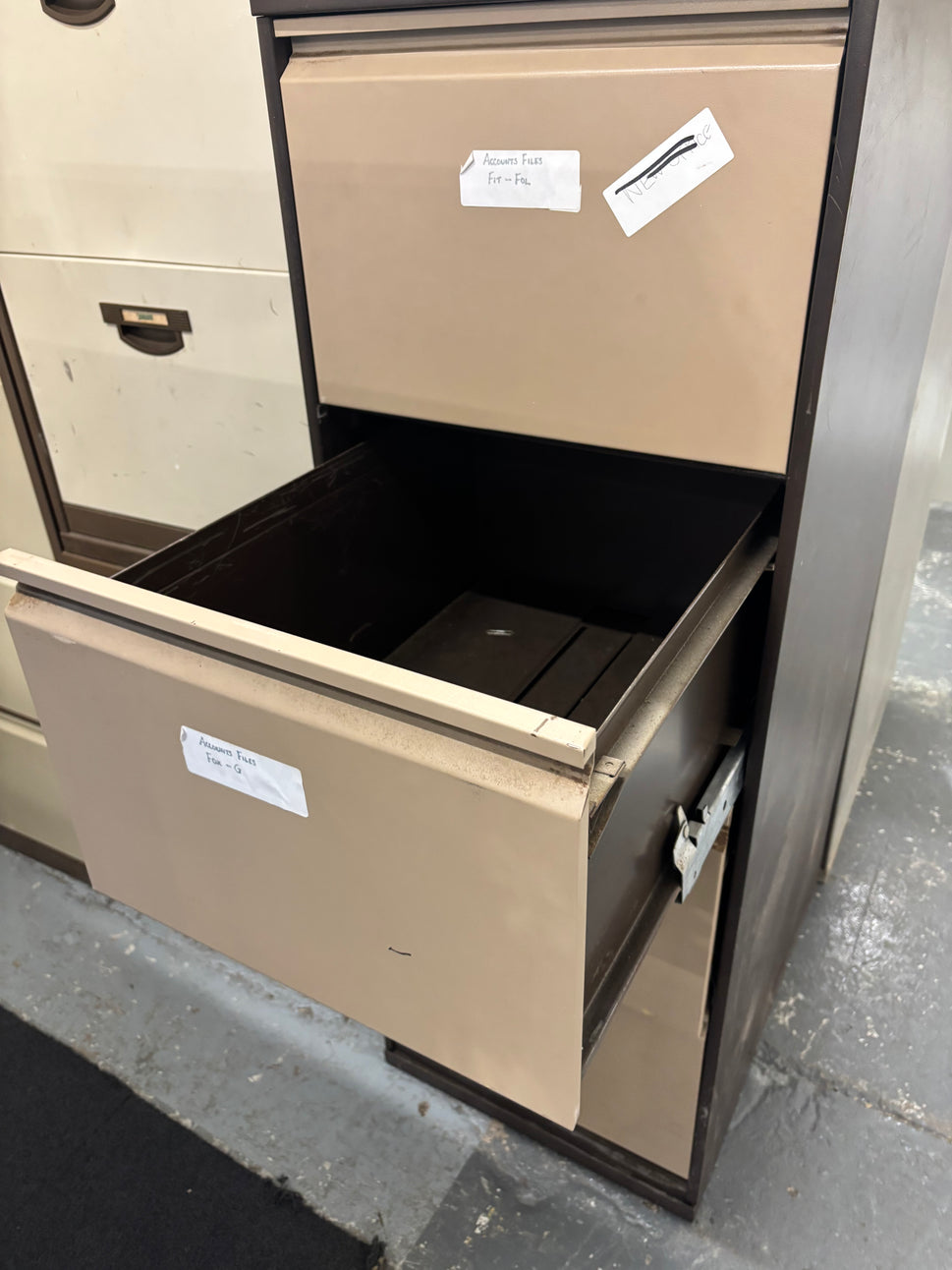 Tall 4 drawer metal filing cabinet  J3953
